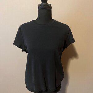 Women's Croft and Barrow Black Top Size Large